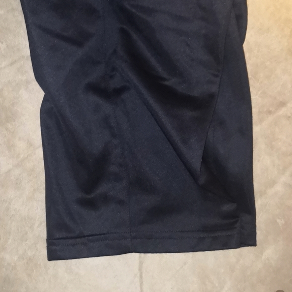 Tapered men's sweatpants - Picture 3 of 3